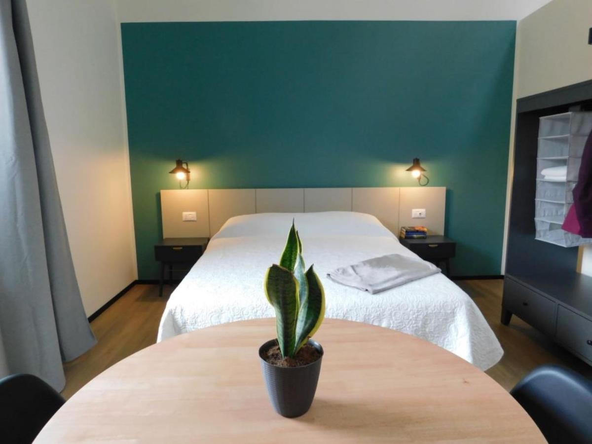 Piumaviola Beds & Apartments Parma Eksteriør billede